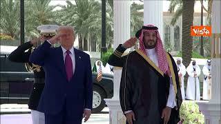 Cerimonia di benvenuto per Trump nel Palazzo reale Yamamah a Riad