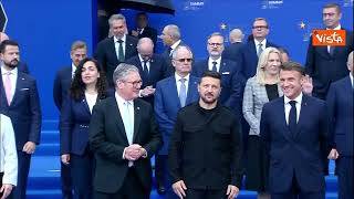 Meloni a Tirana per vertice Comunità Politica Europea, la foto di gruppo con i leader
