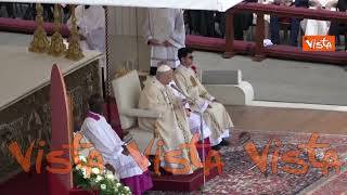 Papa Leone XIV: "Sono stato scelto senza meriti, sono un fratello che vuole servire"