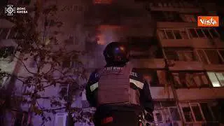 Incendi e distruzioni in Ucraina dopo massiccio attacco russo nella notte tra il 24 e il 25 maggio
