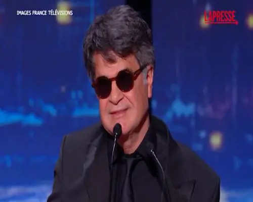 Cannes: il regista iraniano Jafar Panahi vince la Palma d'oro