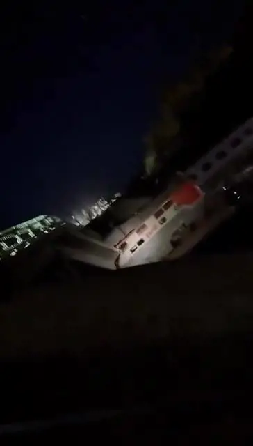 Le esplosioni e poi i crolli: due presunti attentati ferroviari in Russia