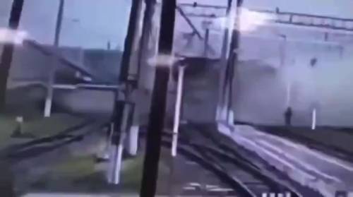 Kursk, il crollo del ponte ferroviario