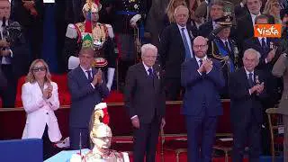 2 Giugno, il siluro "maiale" sfila alla parata tra gli uomini rana dell'Esercito