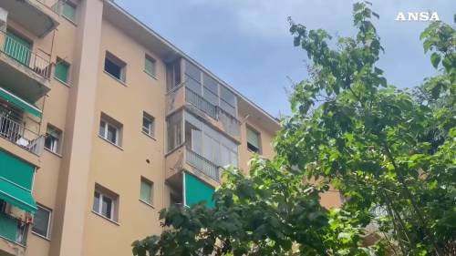 Due uomini uccisi in casa a Bologna, la Polizia sul posto
