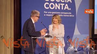 Prodi scherza: "Fui chiamato a parlare d'acqua già nel 2013...dopo Cristo"