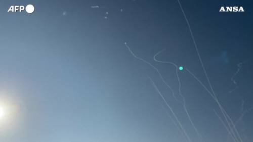 Missili iraniani intercettati sopra Tel Aviv