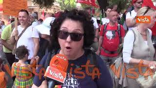 Corteo a Roma contro il riarmo, le voci dei manifestanti: "Basta con la guerra e Israele si fermi"