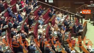 Meloni cita Thatcher, poi la standing ovation della maggioranza in Aula a Montecitorio