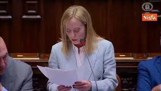 Meloni: Ue non può essere competitiva con regolamenti inutili che pesano come un masso sulle spalle