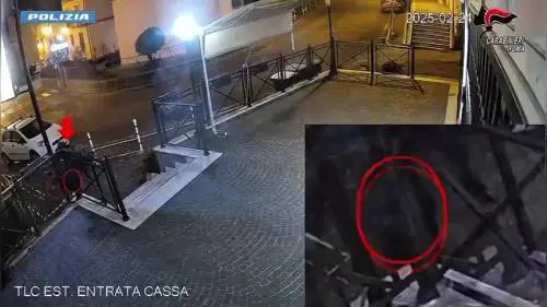 L'egiziano che ha appiccato due incendi contro Carabinieri e Polizia