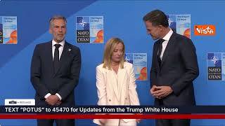 Vertice Nato, Meloni nella foto di famiglia con Rutte e Schoof