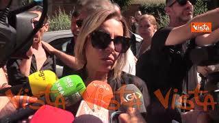 Funerali Alvaro Vitali, la moglie Stefania Corona: "Aveva carattere molto forte, anche se soffriva"