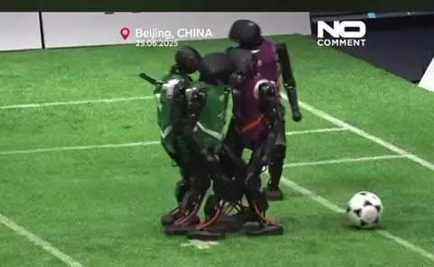 La partita di calcio tra robot umanoidi 
