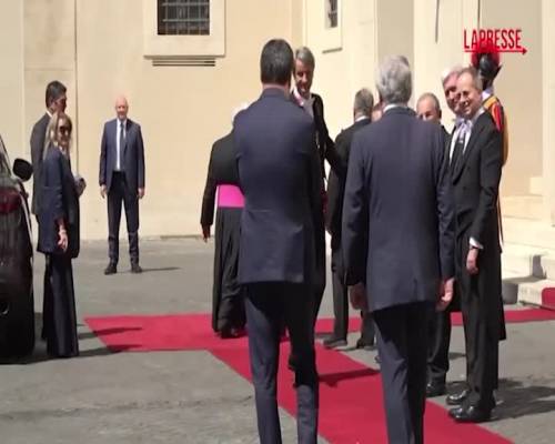 L'arrivo di Giorgia Meloni in Vaticano