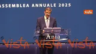 Giorgetti. "Grazie per la fiducia a compagnie assicurative, investono per il 21% in titoli di Stato"