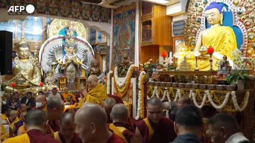 Il Dalai Lama al traguardo dei 90 anni