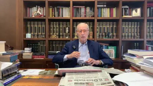 Giù le mani dal cane