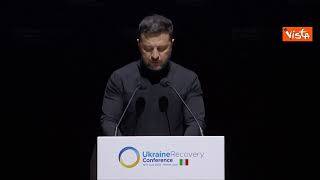 Ricostruzione Ucraina, Zelensky: Putin non vuole la pace, lo vediamo. C'è escalation violenza