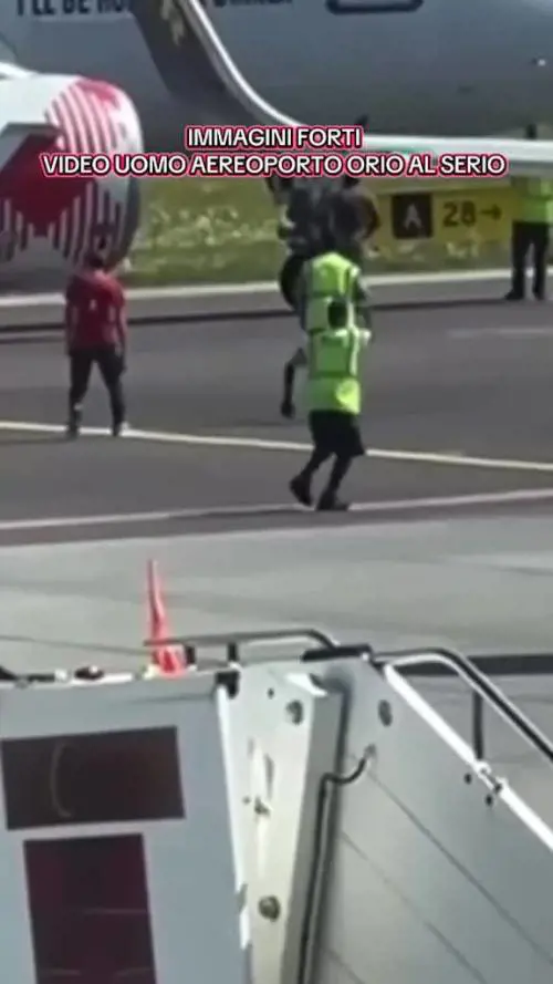 Orio al Serio, spunta il video choc. Così Russo è arrivato all'aereo