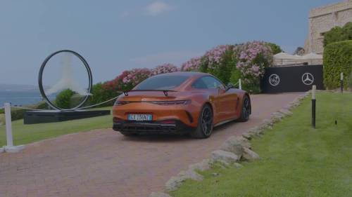 Sardegna, la AMG GT accende la Costa Smeralda