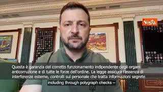 Approvata in Ucraina legge anti corruzione, voluta da Ue Zelensky: Stato ascolti l'opinione pubblica