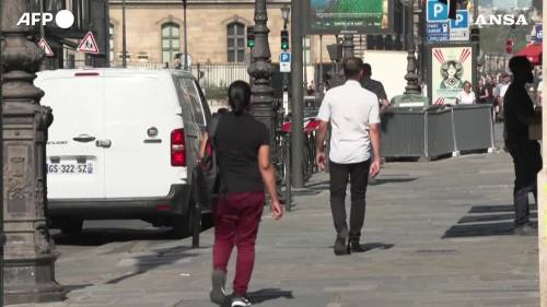 Caldo in Francia, a Parigi e Lione 30 gradi già al mattino 