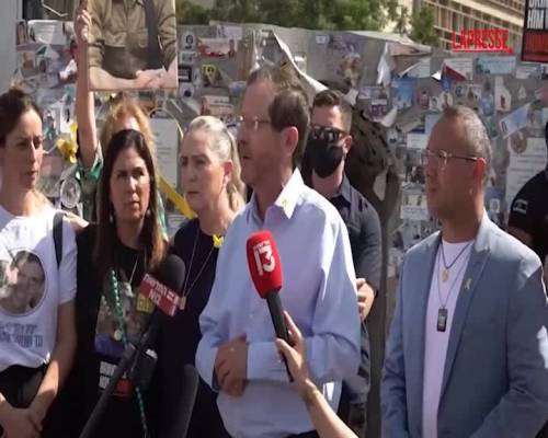 Gaza, sciopero in Israele: oltre un milione di manifestanti a Tel Aviv