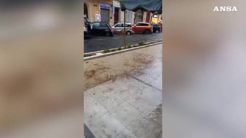 Maltempo, allagata la passeggiata a Viareggio