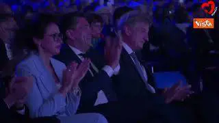 Meloni: "Applausi ai volontari del Meeting di Rimini, sono un vero spettacolo"