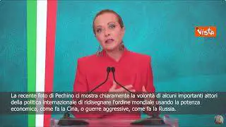 Meloni a Europa Viva 2025: Putin non interessato a pace, continuare a fornire aiuti a Kiev