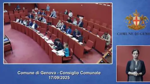Genova, consigliere Pd a Fdi: "Vi abbiamo già appeso una volta"