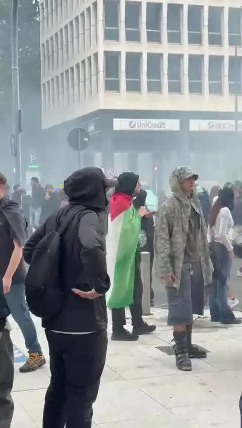 Gaza: Gadda (Iv), in Centrale sassaiole, clima da guerriglia 