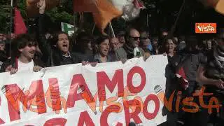 Corteo pro Gaza a Roma, Elly Schlein grida "Free free Palestine" nel corteo