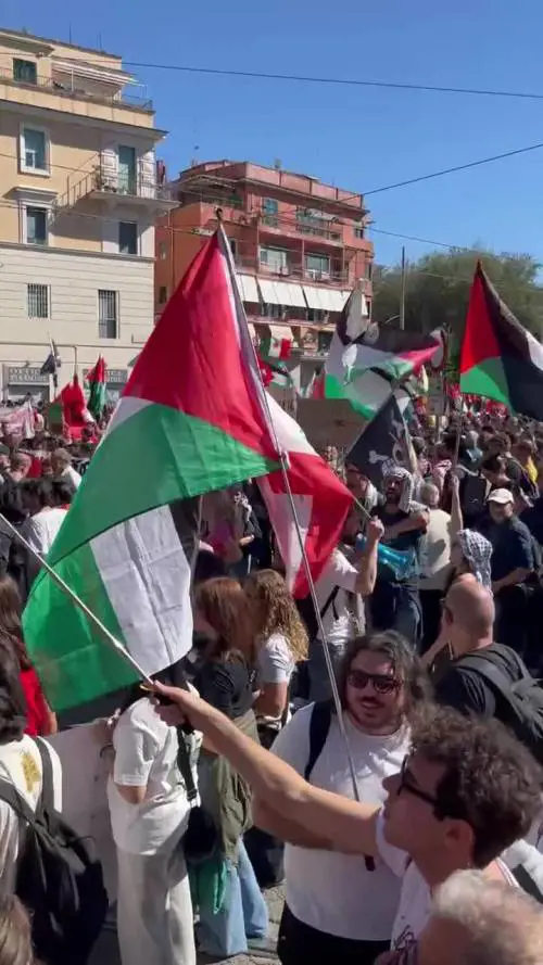 Il corteo Pro Pal a Ostiense