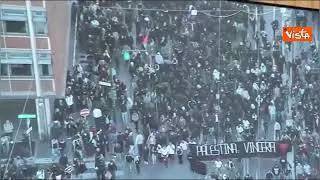 Un fiume di gente al corteo pro Gaza a Roma, le immagini dagli elicotteri della Polizia