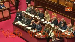 Meloni a M5s: Non sono scappata da conferenza stampa ma andata a funerale carabinieri, applauso Aula