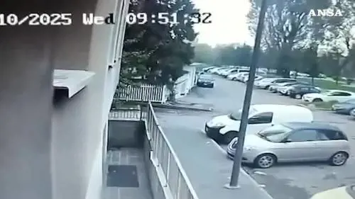 Luciana inseguita e uccisa, in un video gli istanti del femminicidio