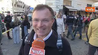 Crollo Torre dei Conti, le voci di romani a turisti: "Un colpo al cuore per la città"