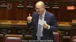 Educazione sessuale a scuola, scontro in Aula tra opposizione e Valditara: “Sfruttate i femminicidi”