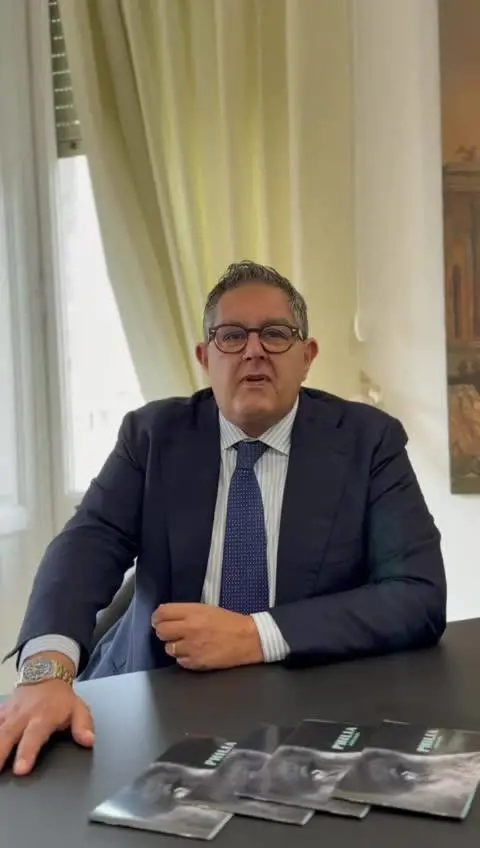 Nemici del popolo e slogan del passato: il vero volto della sinistra retrograda