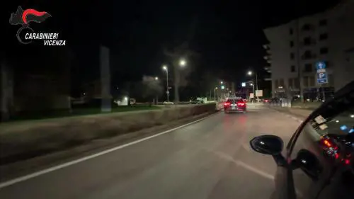 Le immagini del blitz delle forze dell'ordine eseguito a Vicenza contro la mafia nigeriana