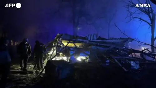 Ucraina, attacco russo a Zaporizhzhia: cinque morti