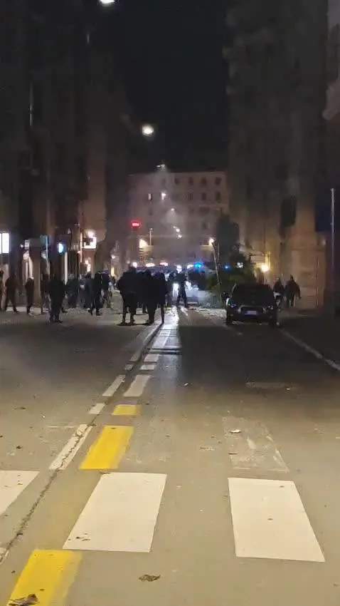 Scontri a Genova