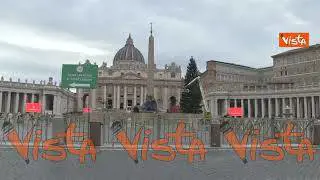 Natale 2025, l'allestimento dell'albero di Natale e del presepe a Piazza San Pietro