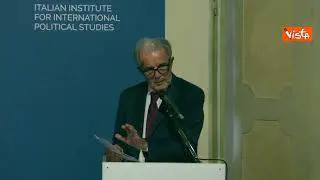 Prodi: Trump odia la democrazia e l'Ue che considera un impiccio