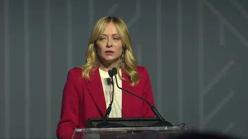 Meloni: "Siamo dalla parte giusta della storia"