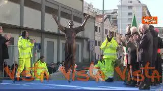 L'inaugurazione della statua di San Francesco d'Assisi al Ponte dell'Industria a Roma