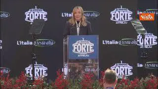 Meloni ad Atreju: Ringrazio Schlein, col suo "nannimorettismo" ha fatto parlare di noi