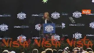 Atreju 2025, Meloni: "Schlein come Nanni Moretti 'mi si nota di più se vengo o non vengo?'"